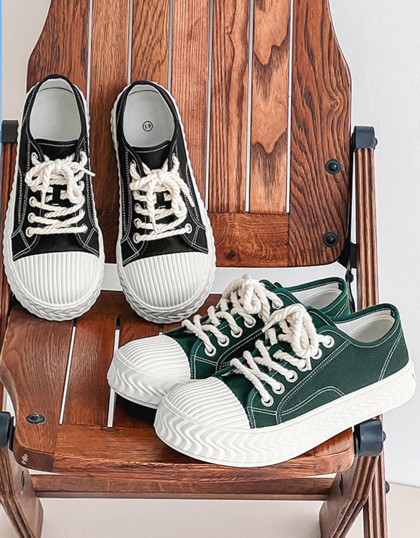 Classic Couple Style Canvas Sneakers for Men and Women, Breathable Lightweight Casual Walking Shoes for Daily Sports & Outdoor Wear