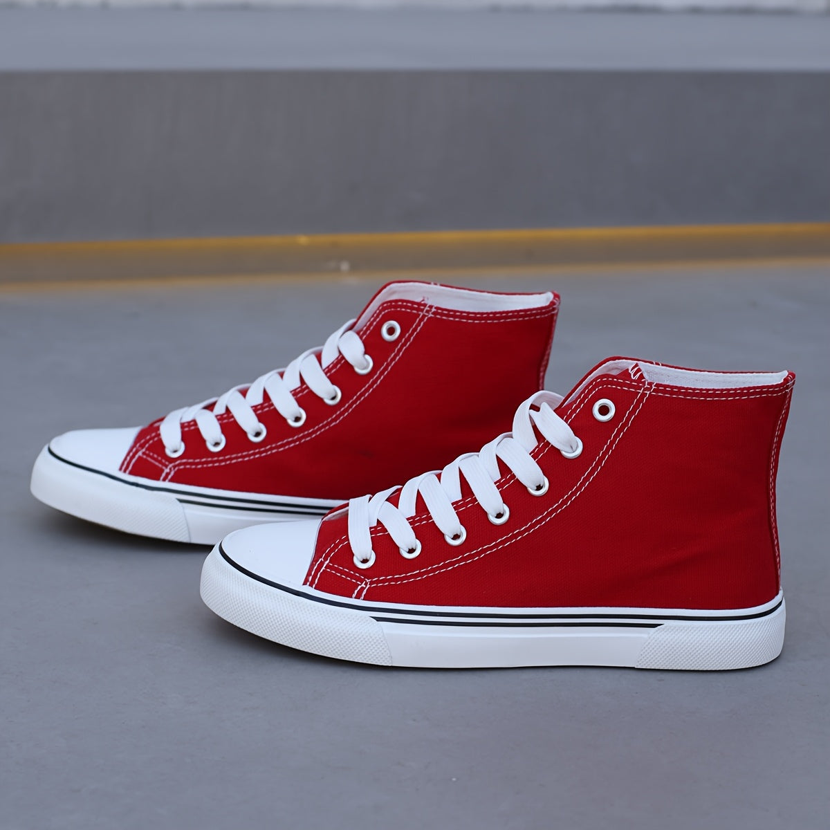 Lightweight Women's Low-Top Casual Sneakers, Lace-Up Rubber Sole Comfortable Shoes for Office & Students