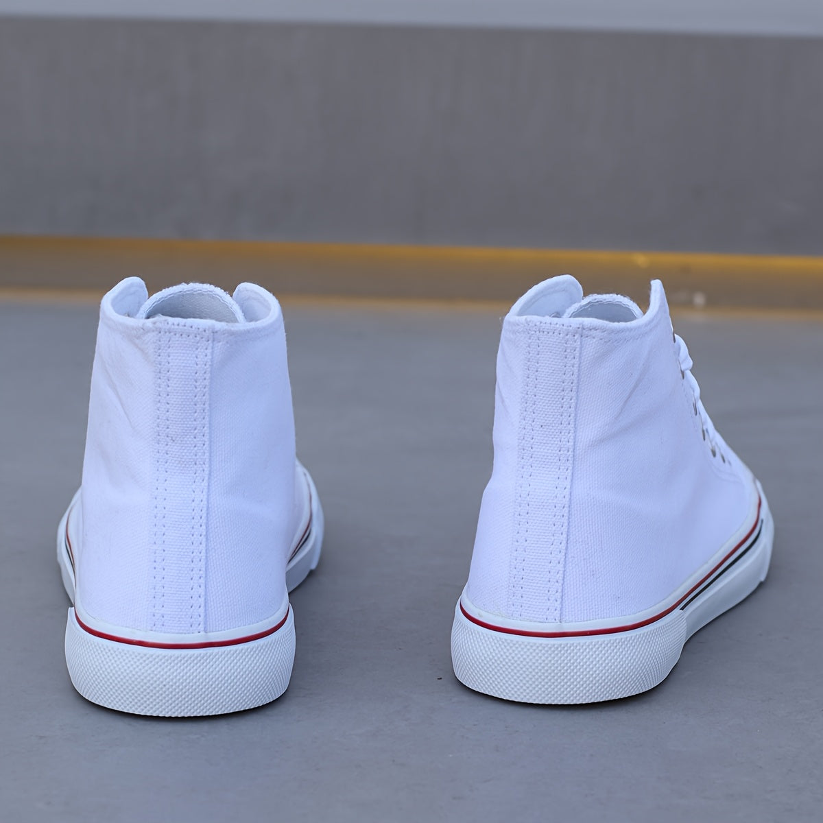 Lightweight Women's Low-Top Casual Sneakers, Lace-Up Rubber Sole Comfortable Shoes for Office & Students